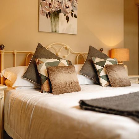 Wheatacre White Lion Hotel Burgh Saint Peter Bagian luar foto